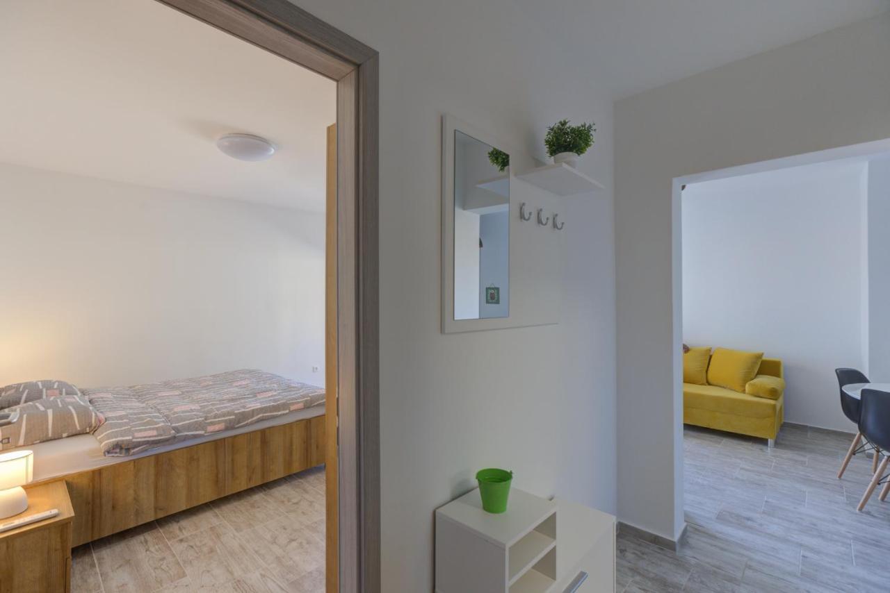 Demi Apartment เซนญ์ ภายนอก รูปภาพ
