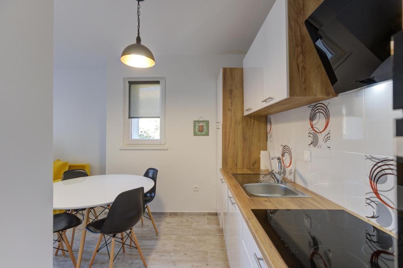 Demi Apartment เซนญ์ ภายนอก รูปภาพ